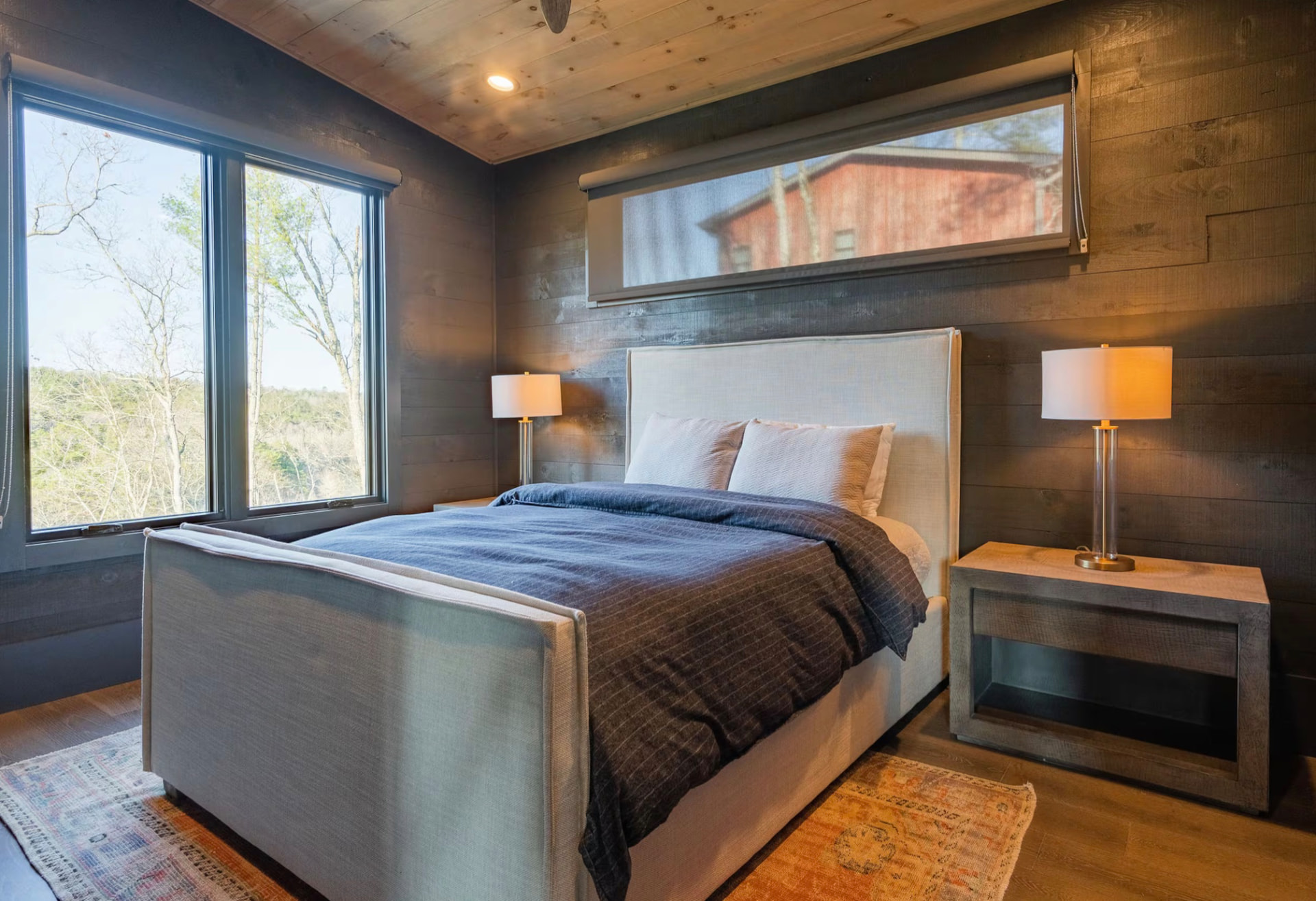 Private queen bedroom in the separate Carriage house
